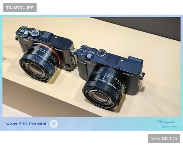 【摄影新品】索尼RX1R3(2025.07.15)